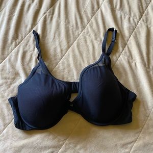 Third love classic contour push up bra.  Size 40c